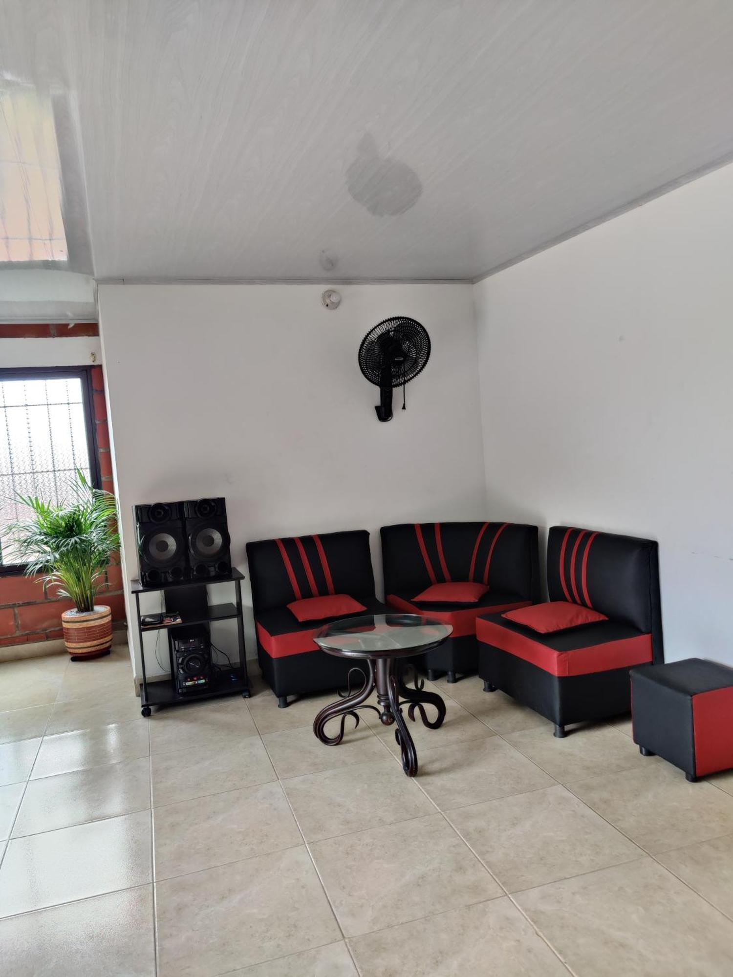 Casa En Doradal * Puerto Triunfo